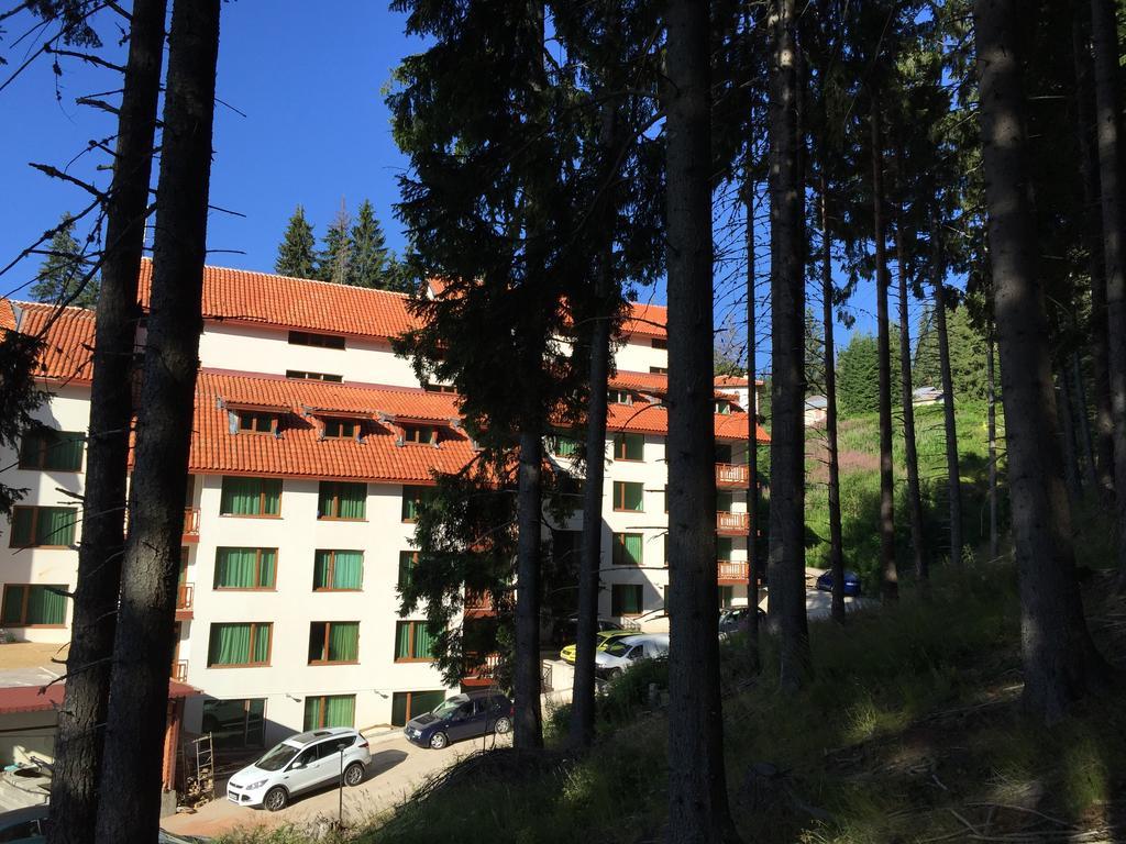 Forest Glade-Апартаменти И Стаи За Гости Pamporovo Exteriör bild